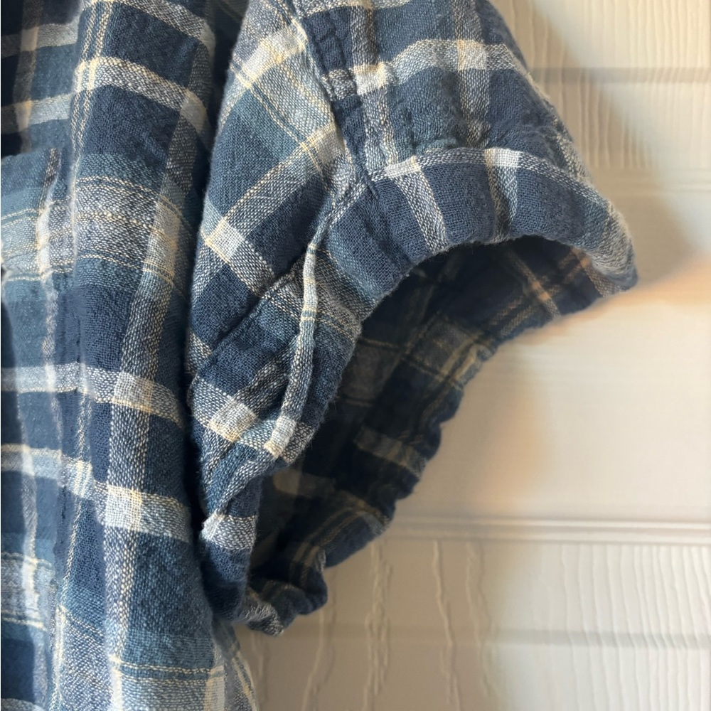 L.L. Bean Blue Plaid Short-Sleeve Shirt - Picture 4 of 5